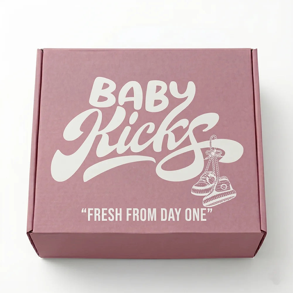 Kraamcadeau Set Meisje, 2 paar gehaakte babysneakers